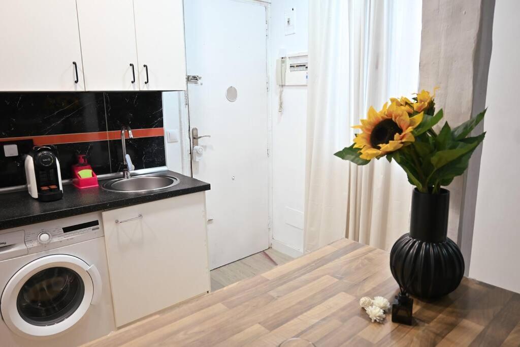 Agradable Apartamento Temporal De 1 Dormitorio En Madrid Pez30 Apartment Bagian luar foto