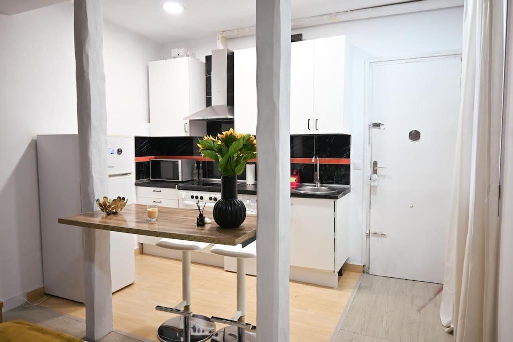 Agradable Apartamento Temporal De 1 Dormitorio En Madrid Pez30 Apartment Bagian luar foto